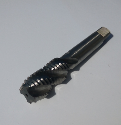 Machine M18x2.5 M2 Spiral Screw Thread Metric Plug Tap Drill 